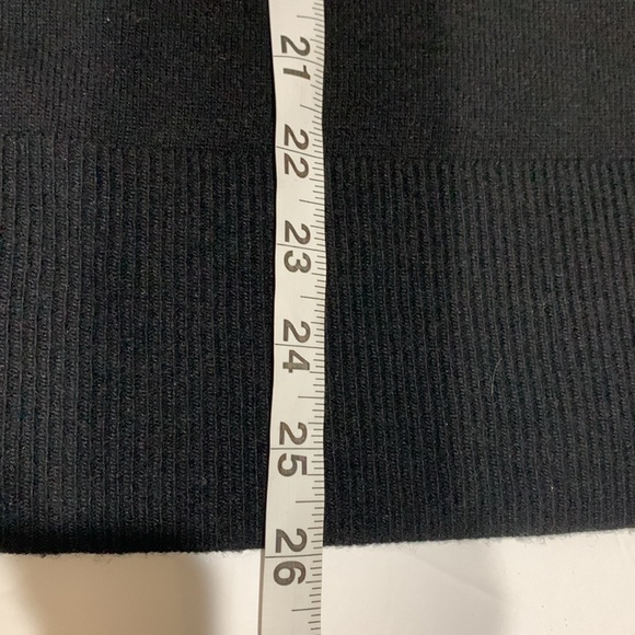 LOFT cold shoulder sweater/knit top - Picture 10 of 12